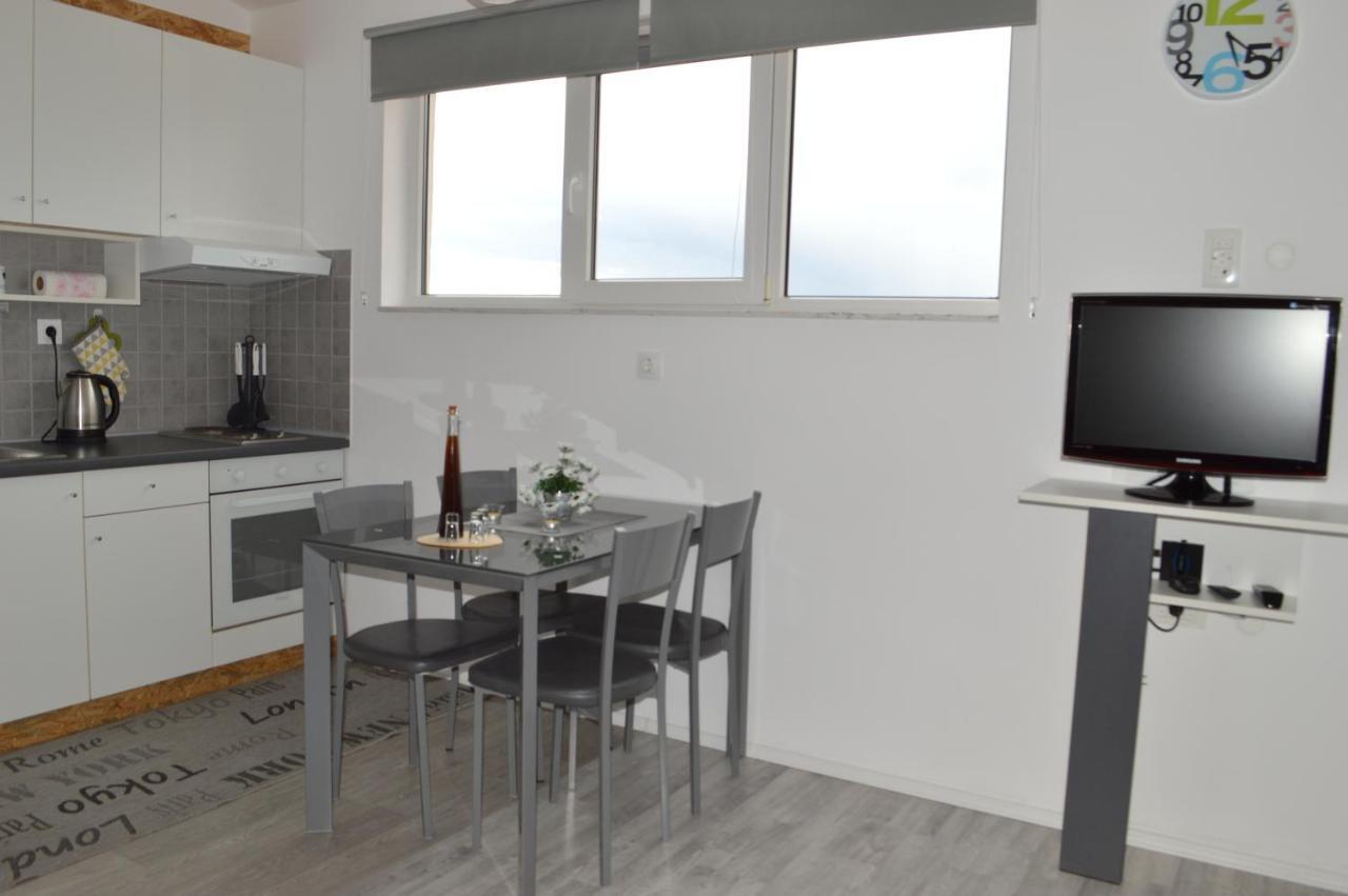 Apartman Luka Kaštela Екстериор снимка