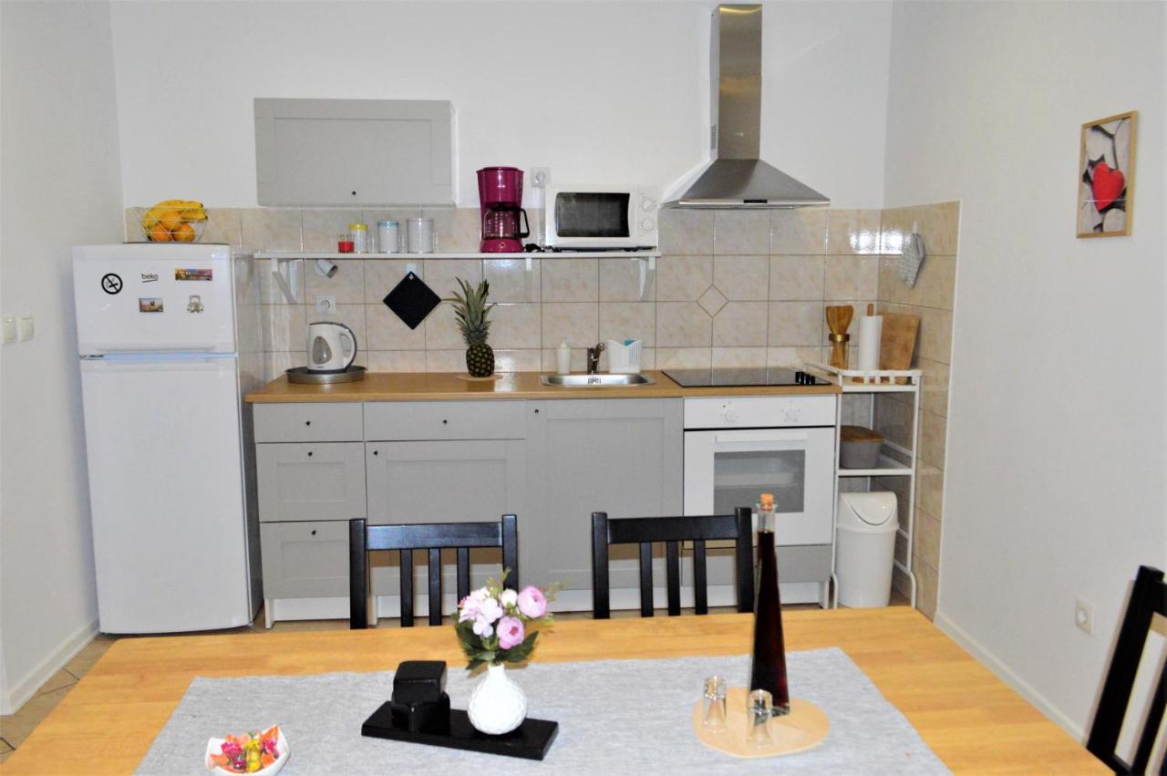 Apartman Luka Kaštela Екстериор снимка