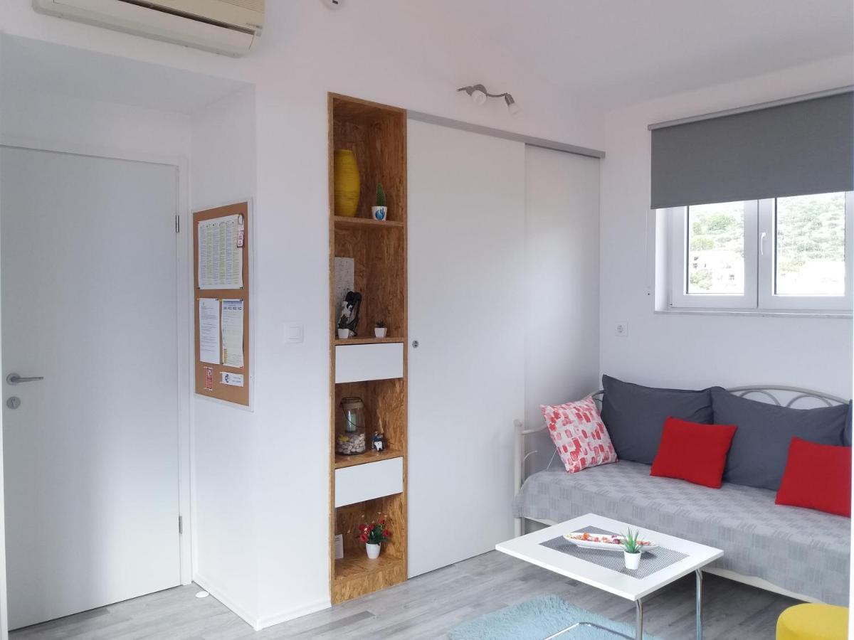 Apartman Luka Kaštela Екстериор снимка