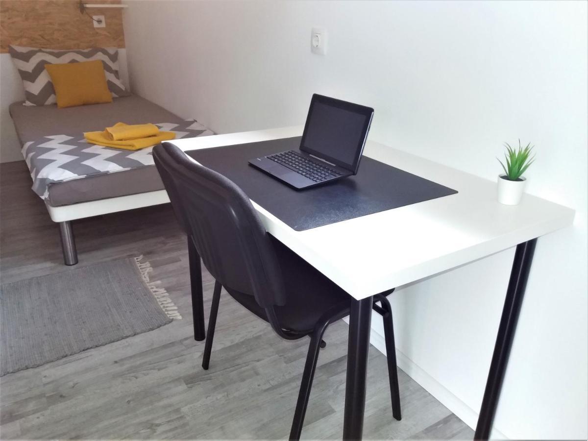 Apartman Luka Kaštela Екстериор снимка