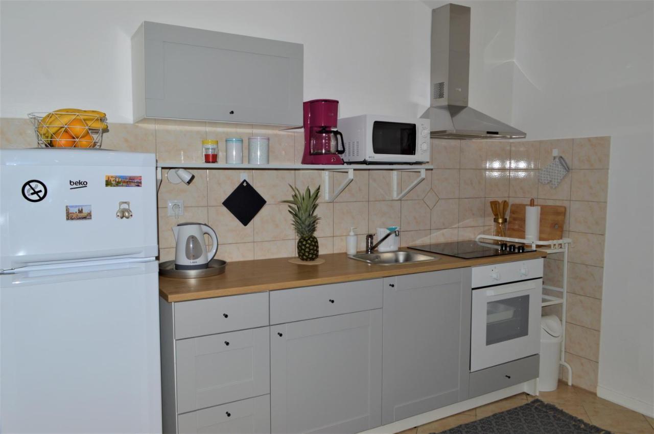 Apartman Luka Kaštela Екстериор снимка